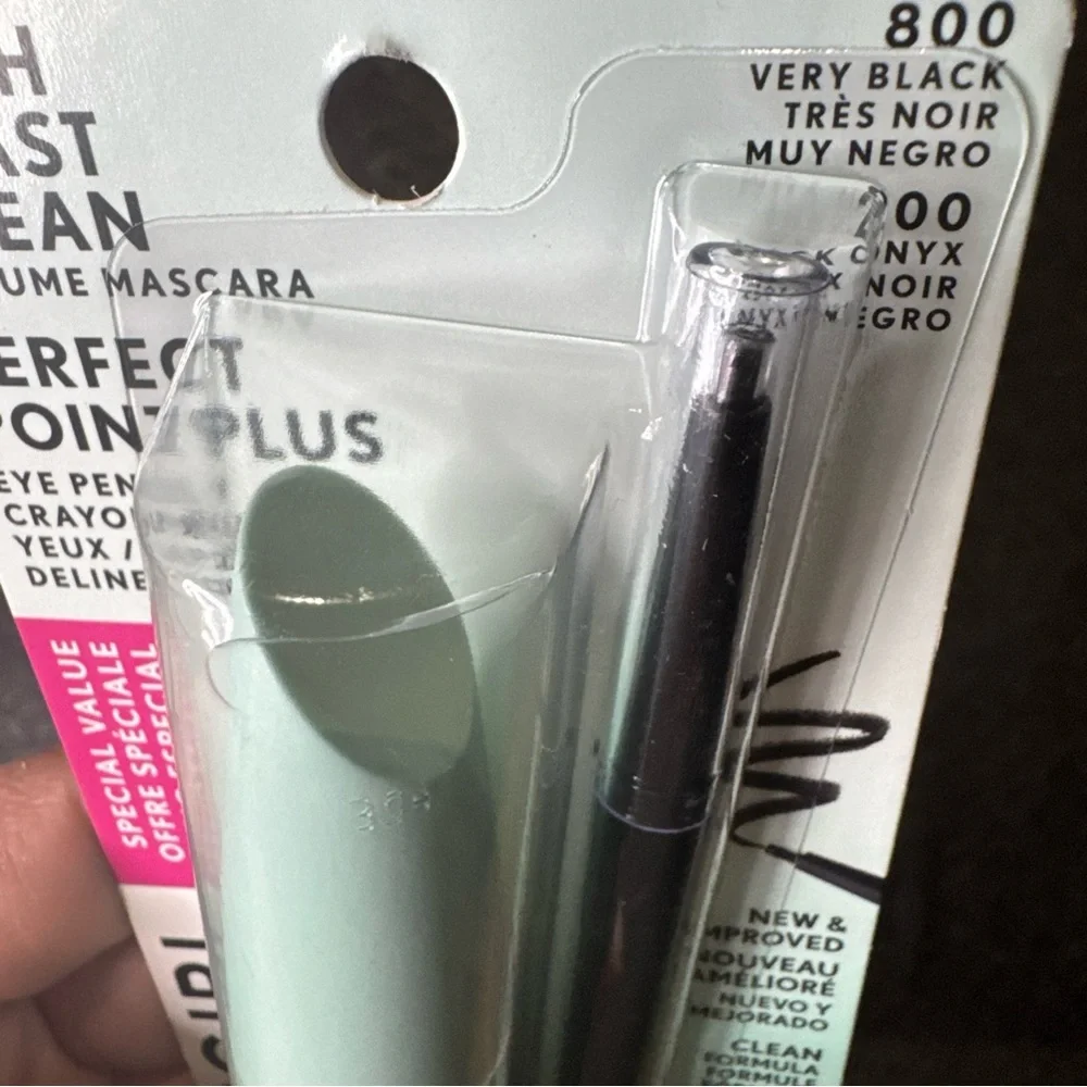 COVERGIRL Lash Blast Clean 800 Mascara - Perfect Point Plus Eyeliner 200  Pencil